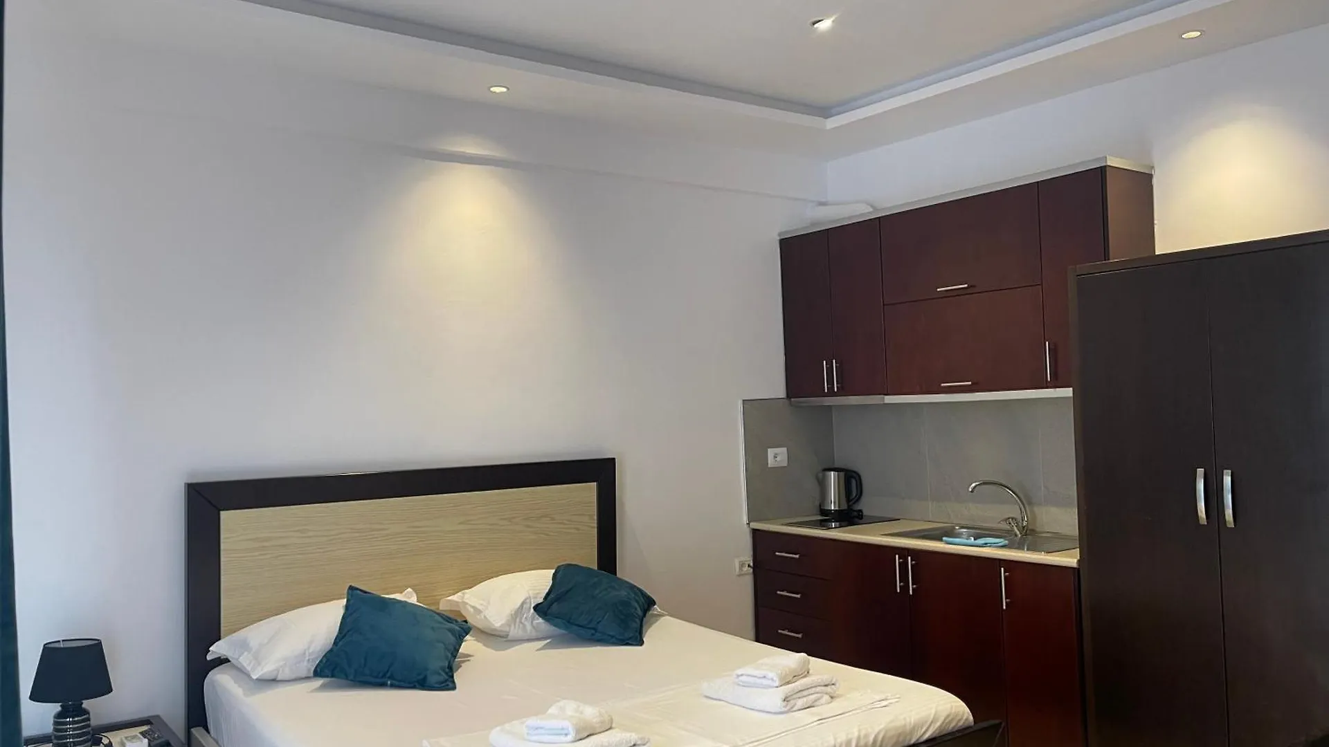 Emiljano Seaview Apartment Ksamil 0*,