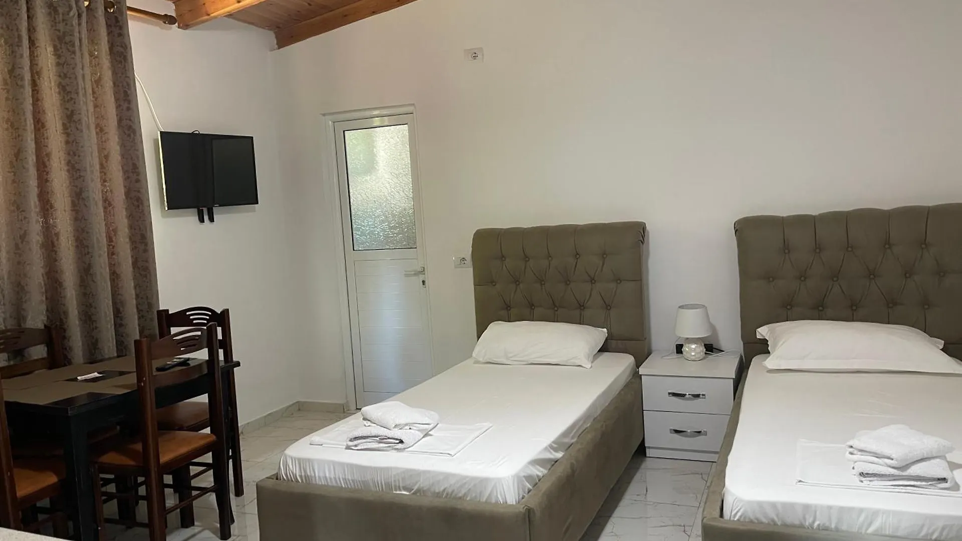 Emiljano Seaview Apartment Ksamil