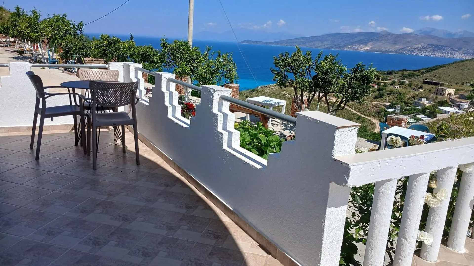 Emiljano Seaview Apartment Ksamil