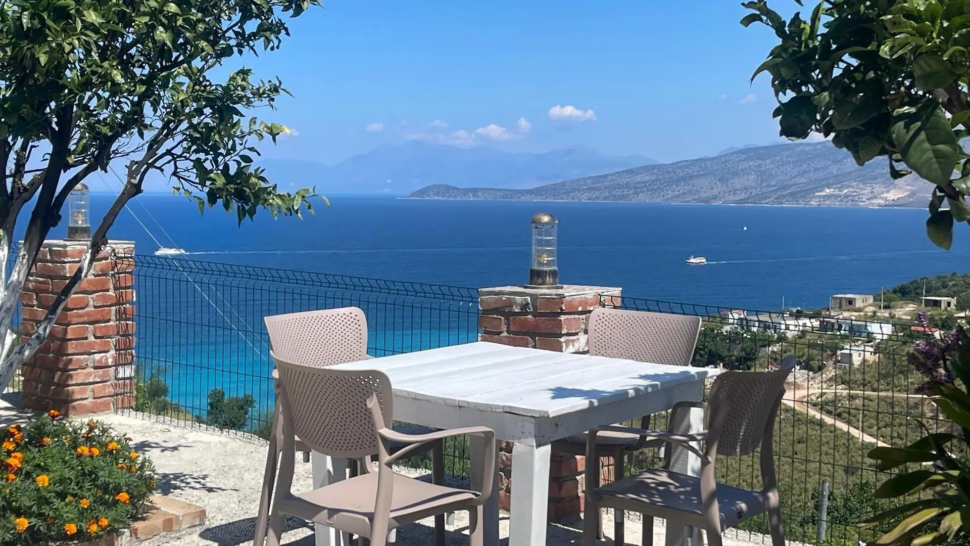Emiljano Seaview Apartment Ksamil